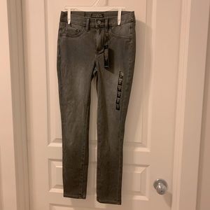 NWT Banana Republic Super stretch legging fit Jean